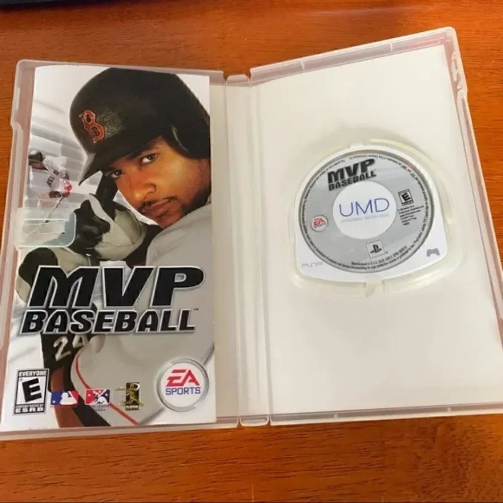 PSP MVP BASEBALL ⭐️ - Picture 2 of 3